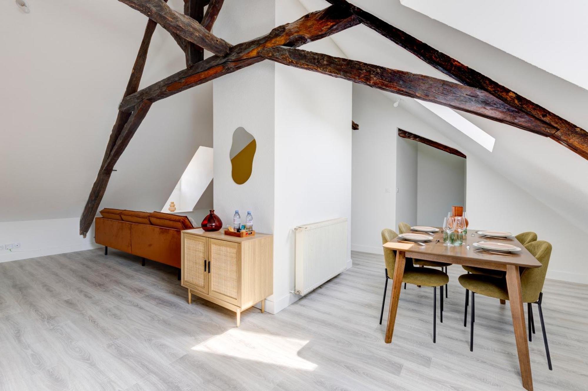 Le Jardin ~ Centre-ville ~ Duplex Apartment Sarlat-la-Caneda
