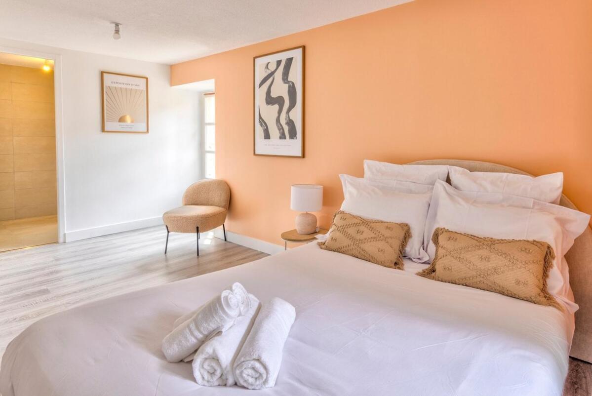 Le Jardin ~ Centre-ville ~ Duplex Apartment *